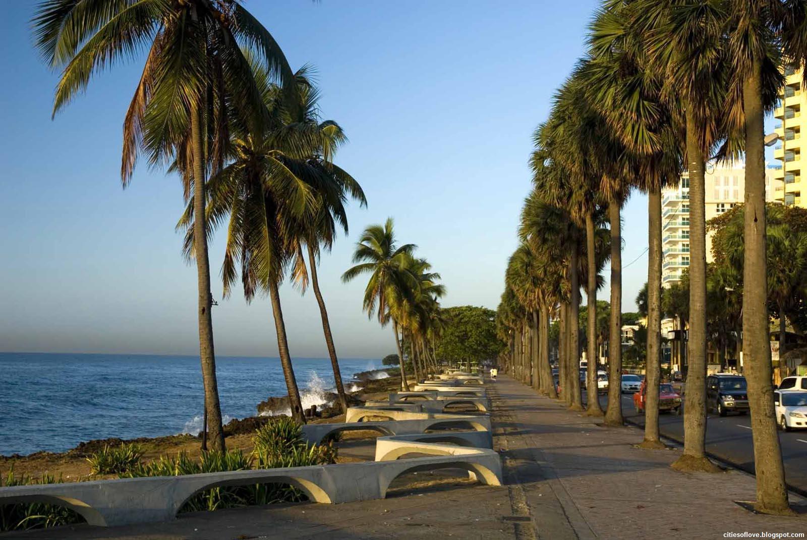 Santo Domingo Malecon lres Beautiful Coast Capital Dominican