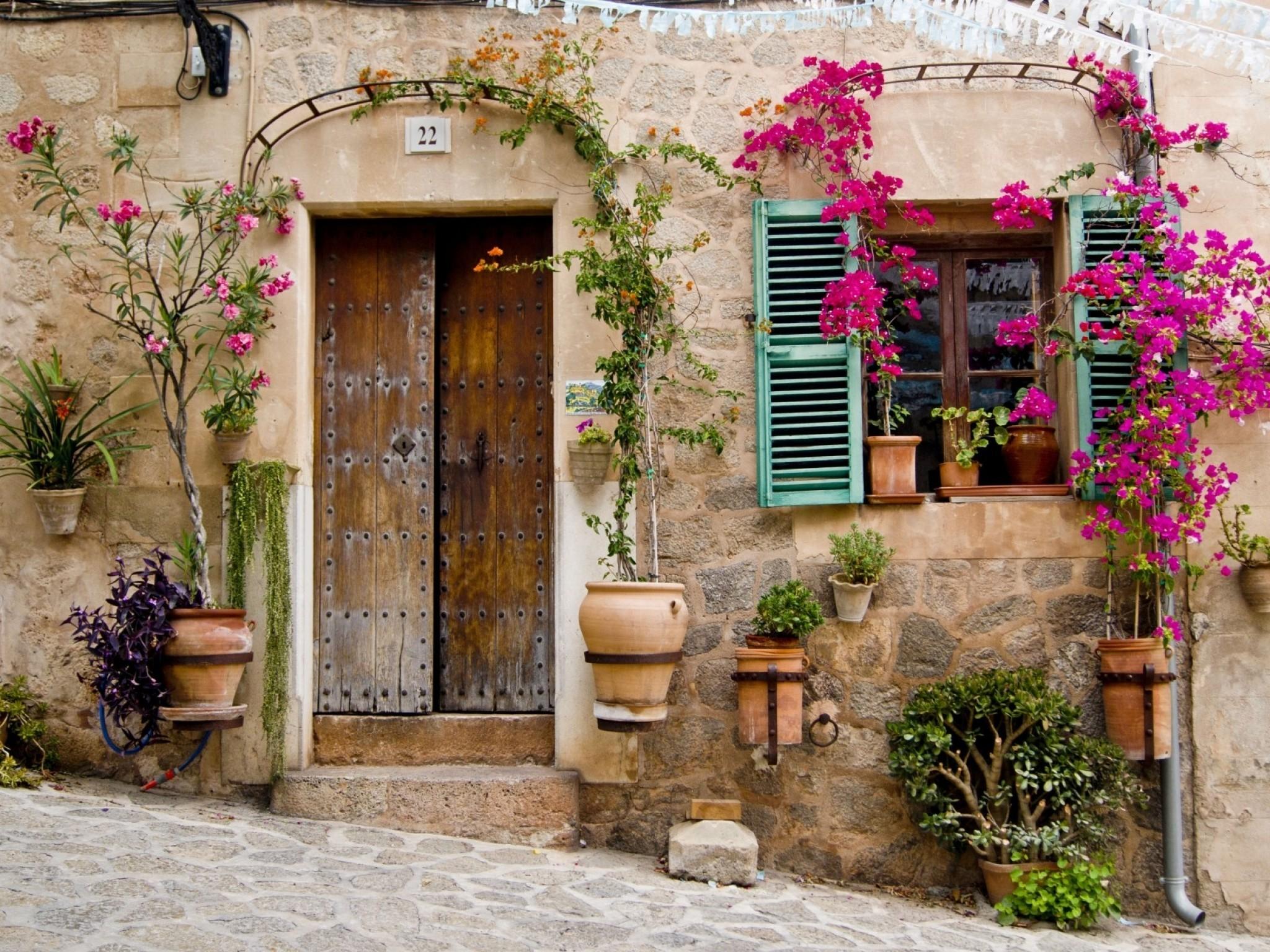 Download Palma De Mallorca, Flowers, Building, Window