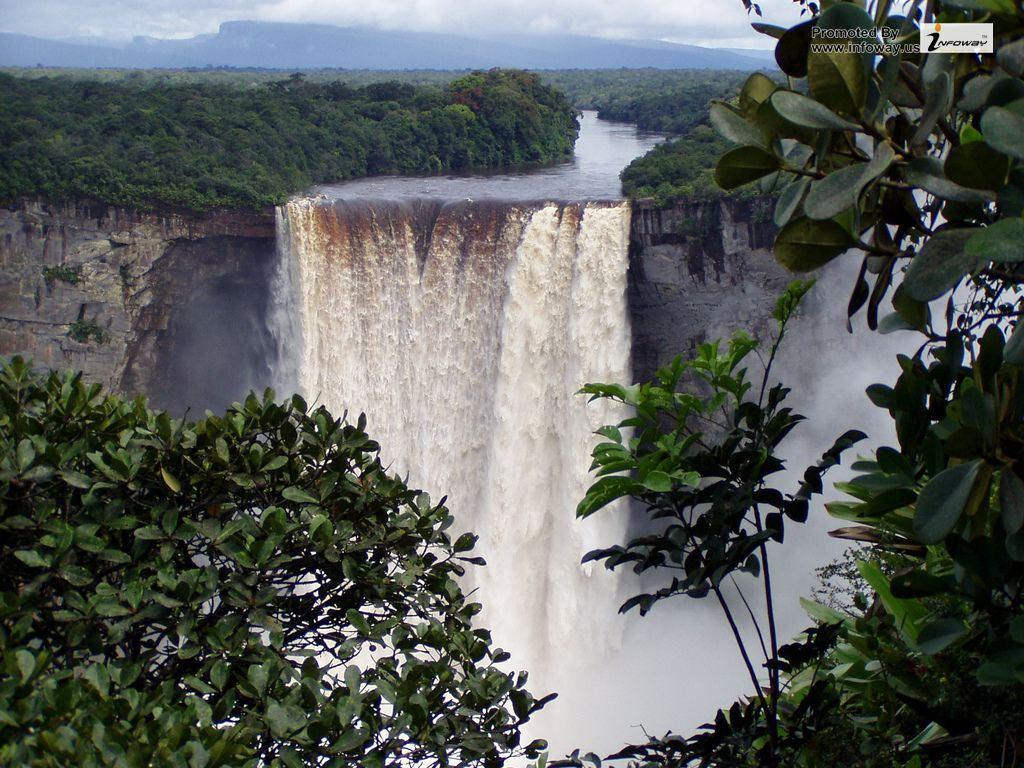 Kaieteur Falls Guyana