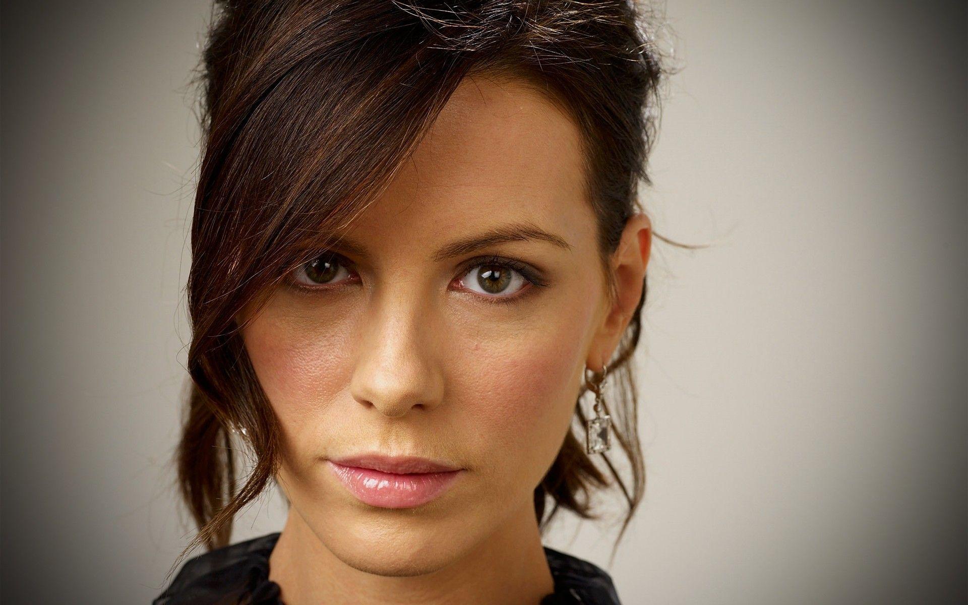 Kate Beckinsale Wallpapers, Pictures, Image