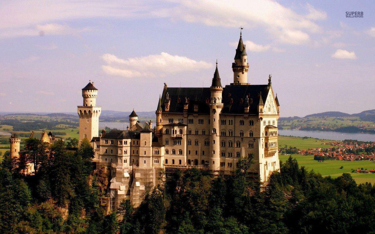 Neuschwanstein Castle wallpapers