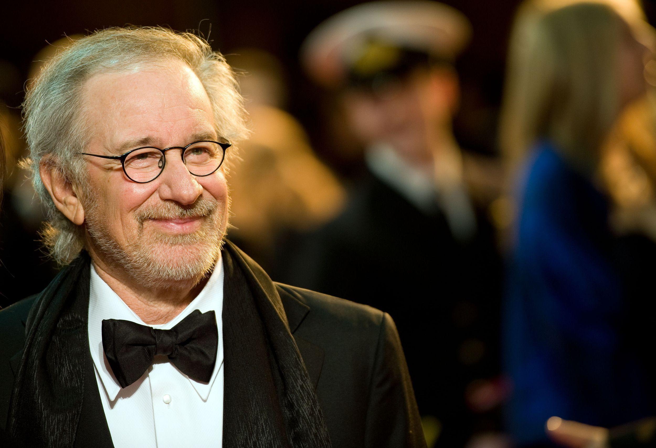 Steven Spielberg Backgrounds 4K Download