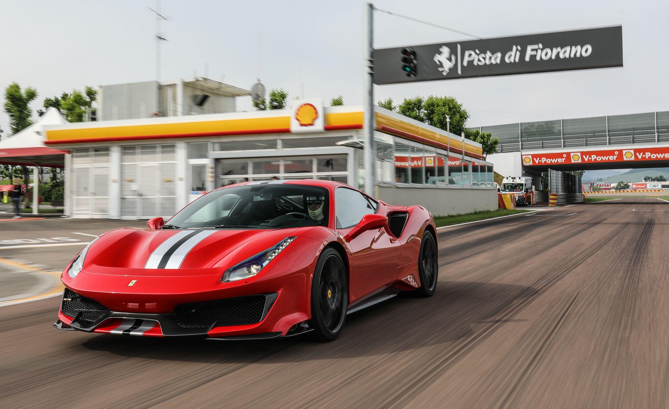 2019 Ferrari 488GTB Reviews