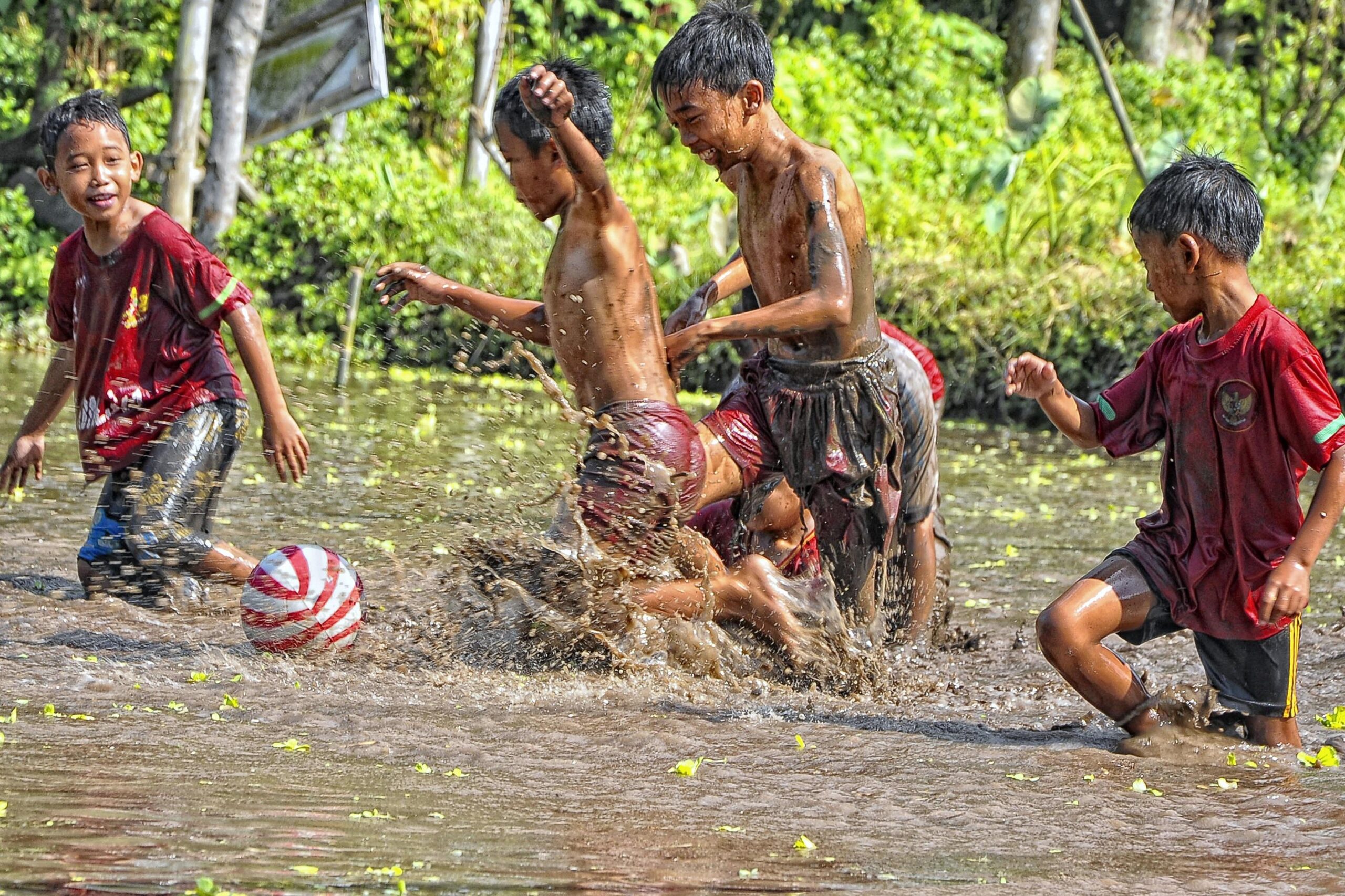 Jogjakarta, Ball, Child, Mud, Yogyakarta, boys, childhood free image