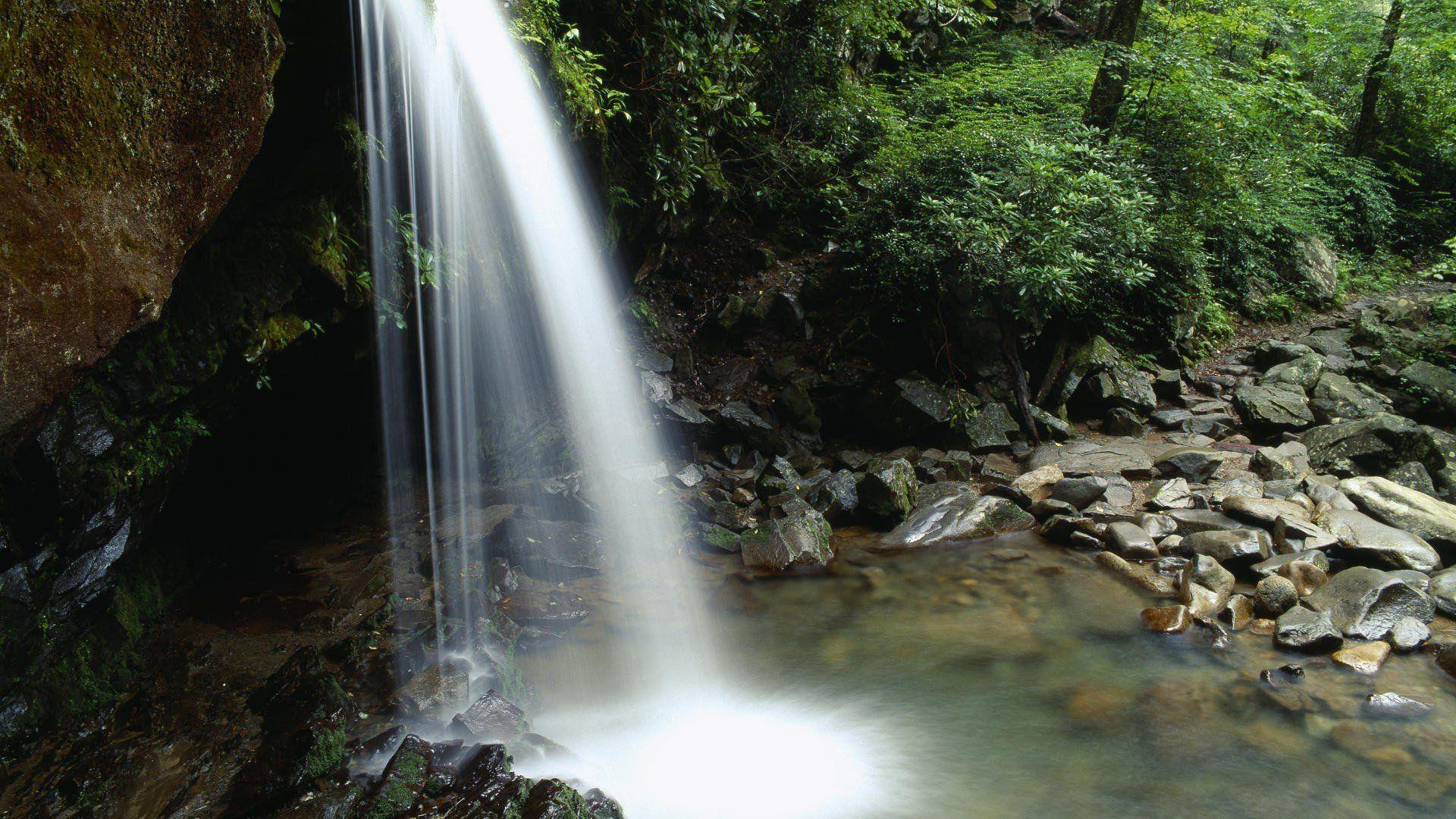 Grotto Falls