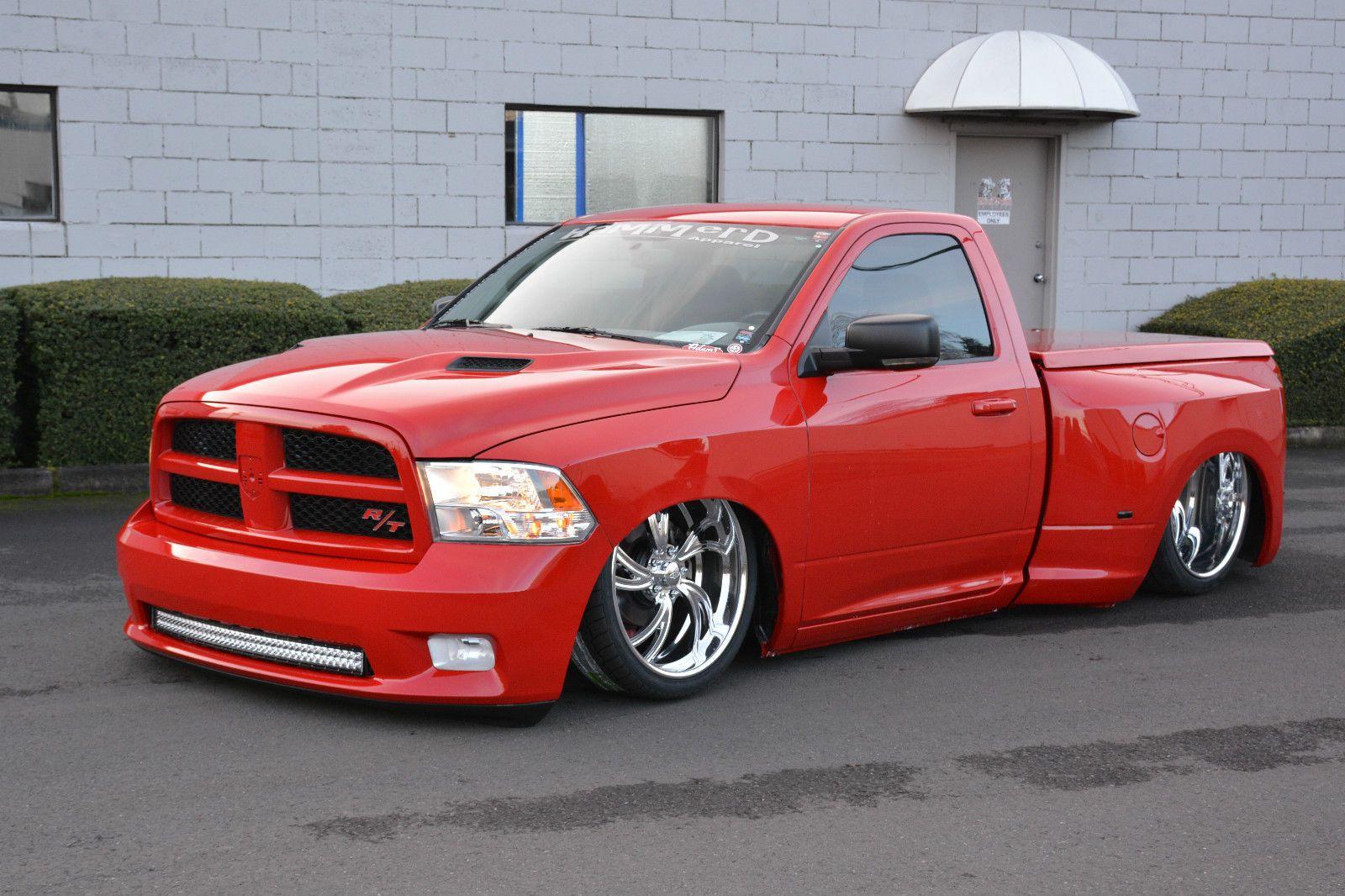 Dodge RAM 1500 R T