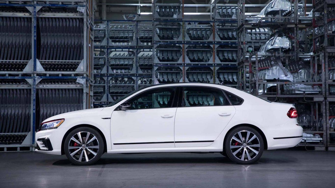 2019 Volkswagen Passat Front Wallpapers