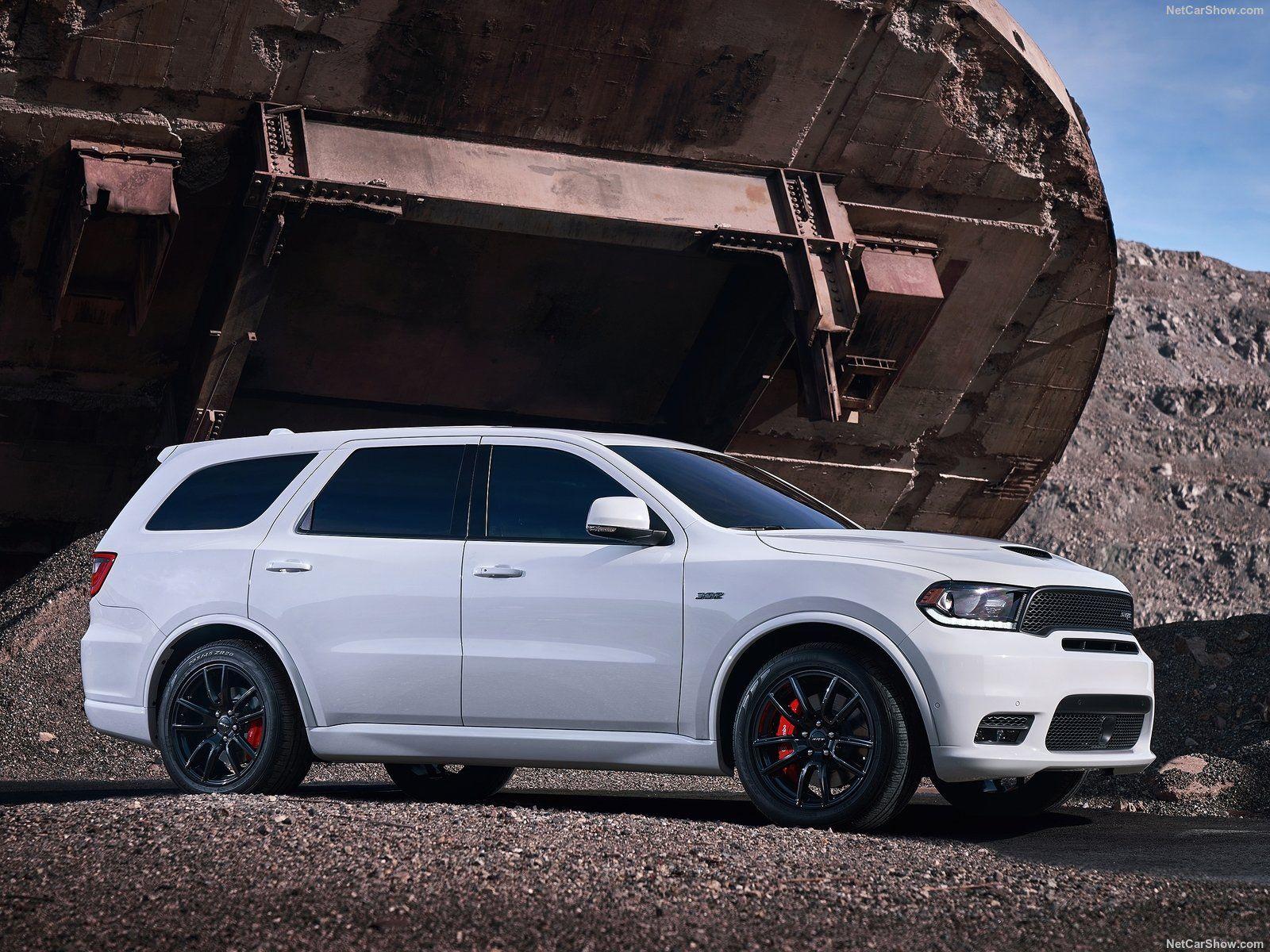 DodgeDrurango SRT image 2018 Dodge Durango SRT front three quater