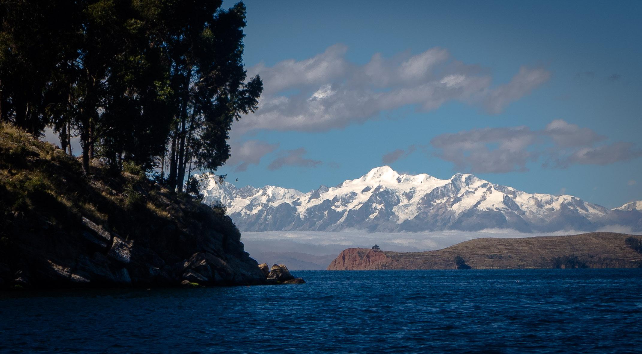 Lake Titicaca, Bolivian Side. [OC] : EarthPorn