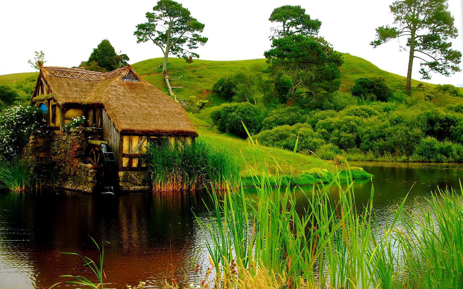 House On The Riverbank HD desktop wallpapers : Widescreen : High