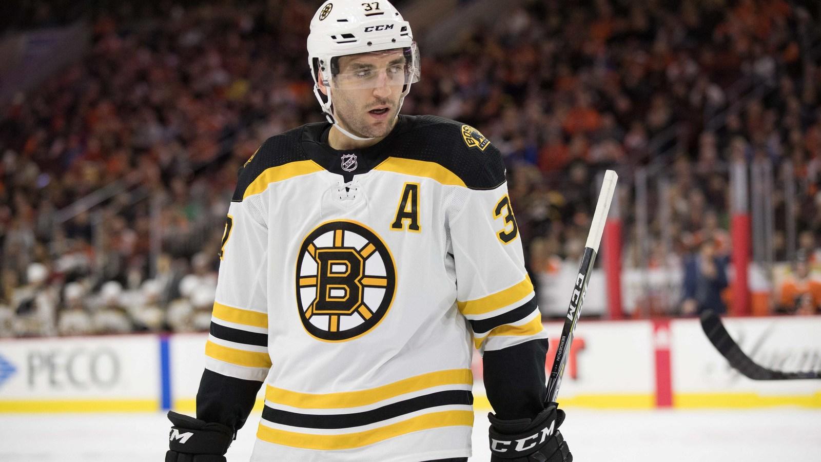 Patrice Bergeron suffers broken foot