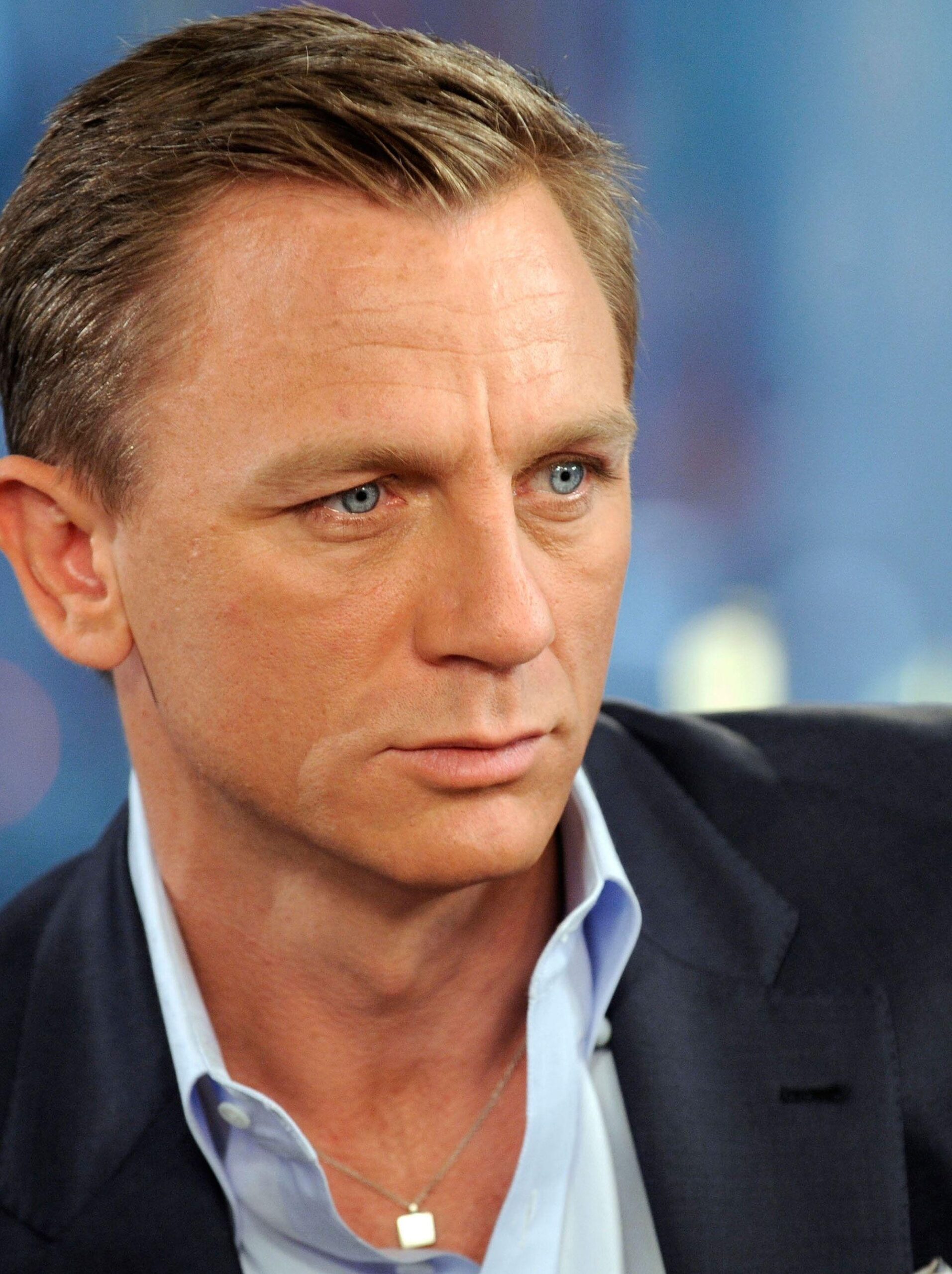 Daniel Craig HD Desktop Wallpapers