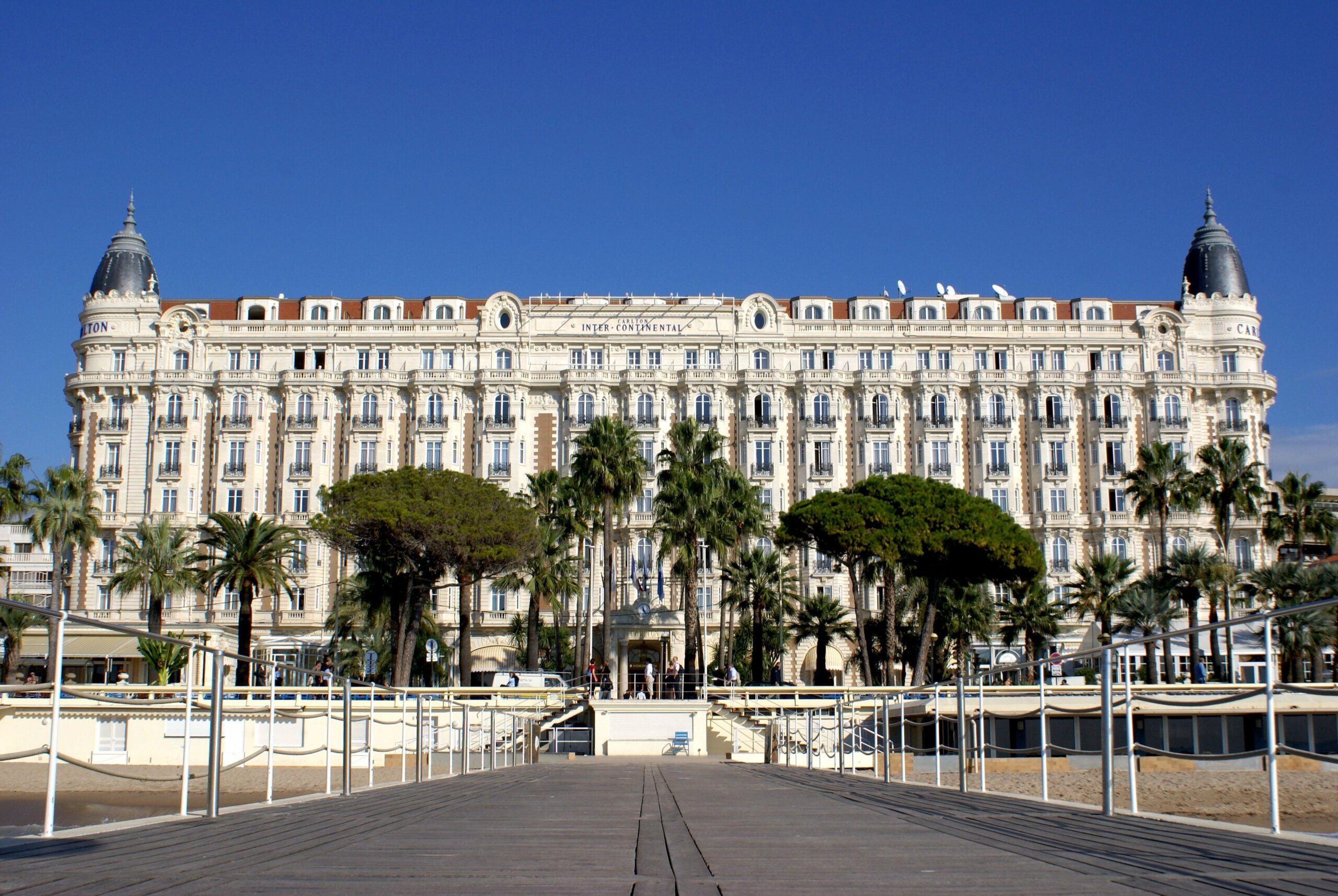 Hotels on the beach in Cannes, France wallpapers and image