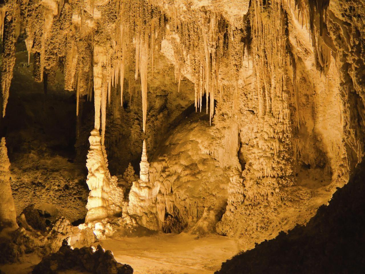 Incredible US Caves and Caverns : Outdoors and Adventure