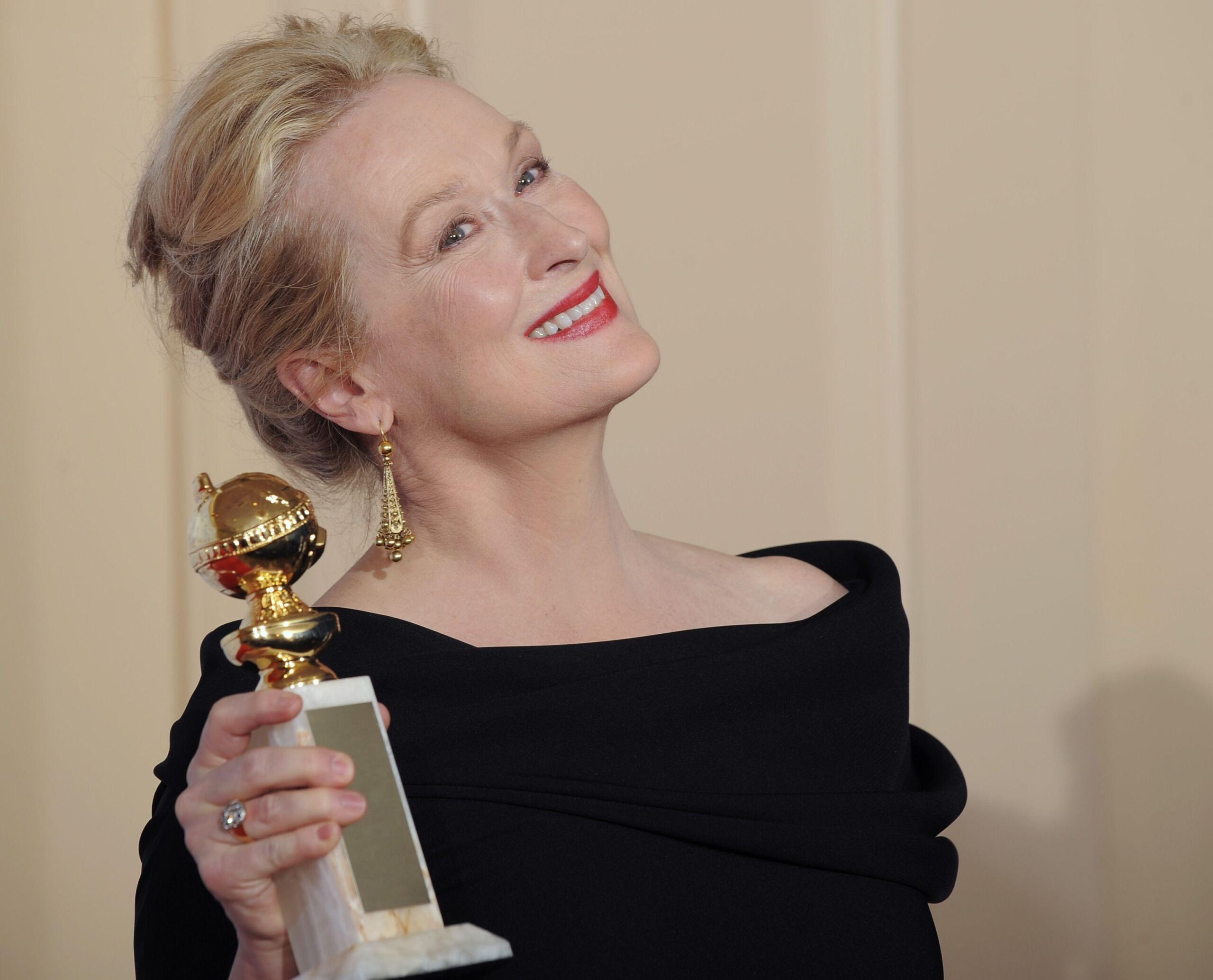 Meryl Streep Wallpapers Image Photos Pictures Backgrounds