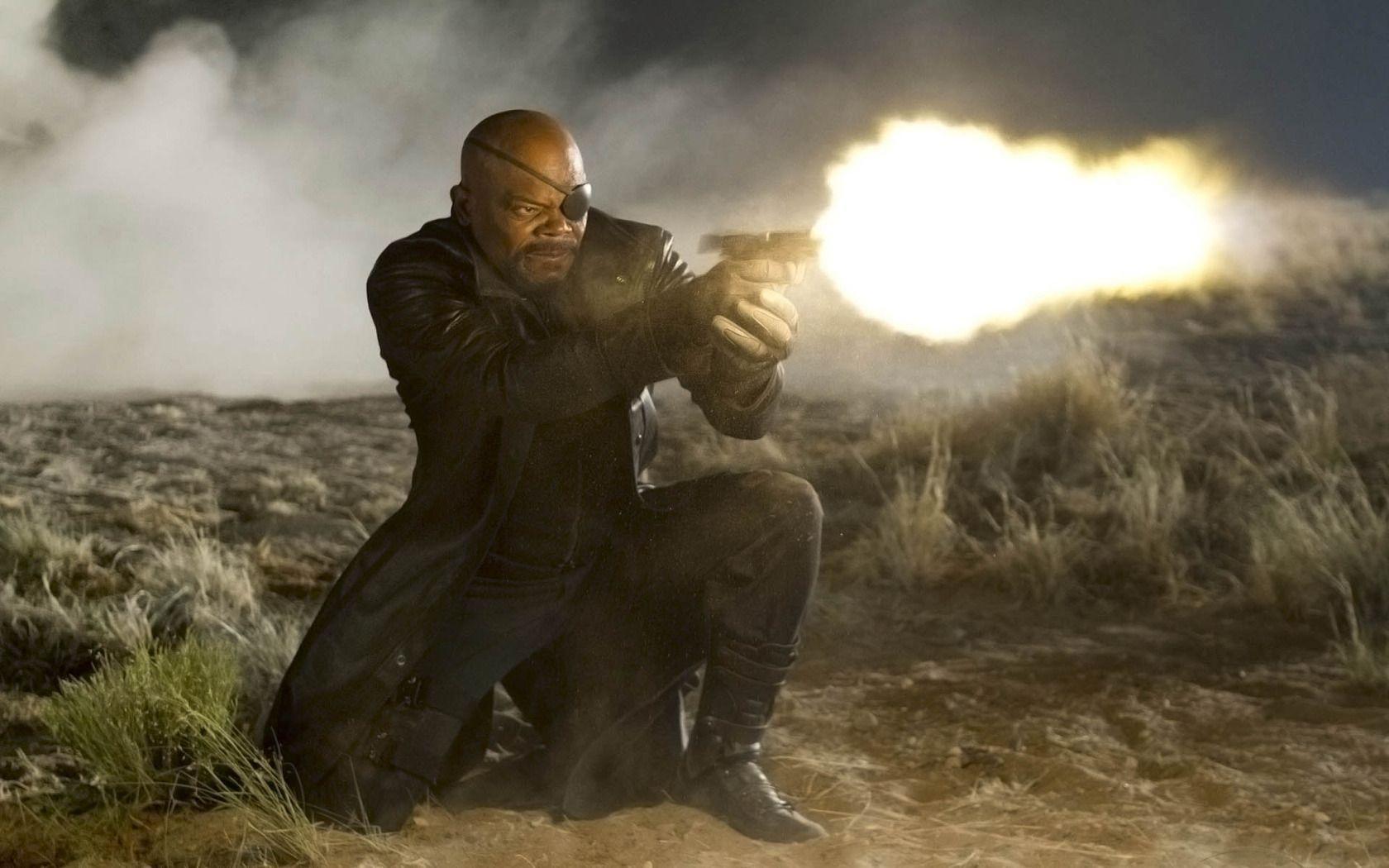 The Avengers 2012 – Samuel L Jackson as Nick Fury widescreen