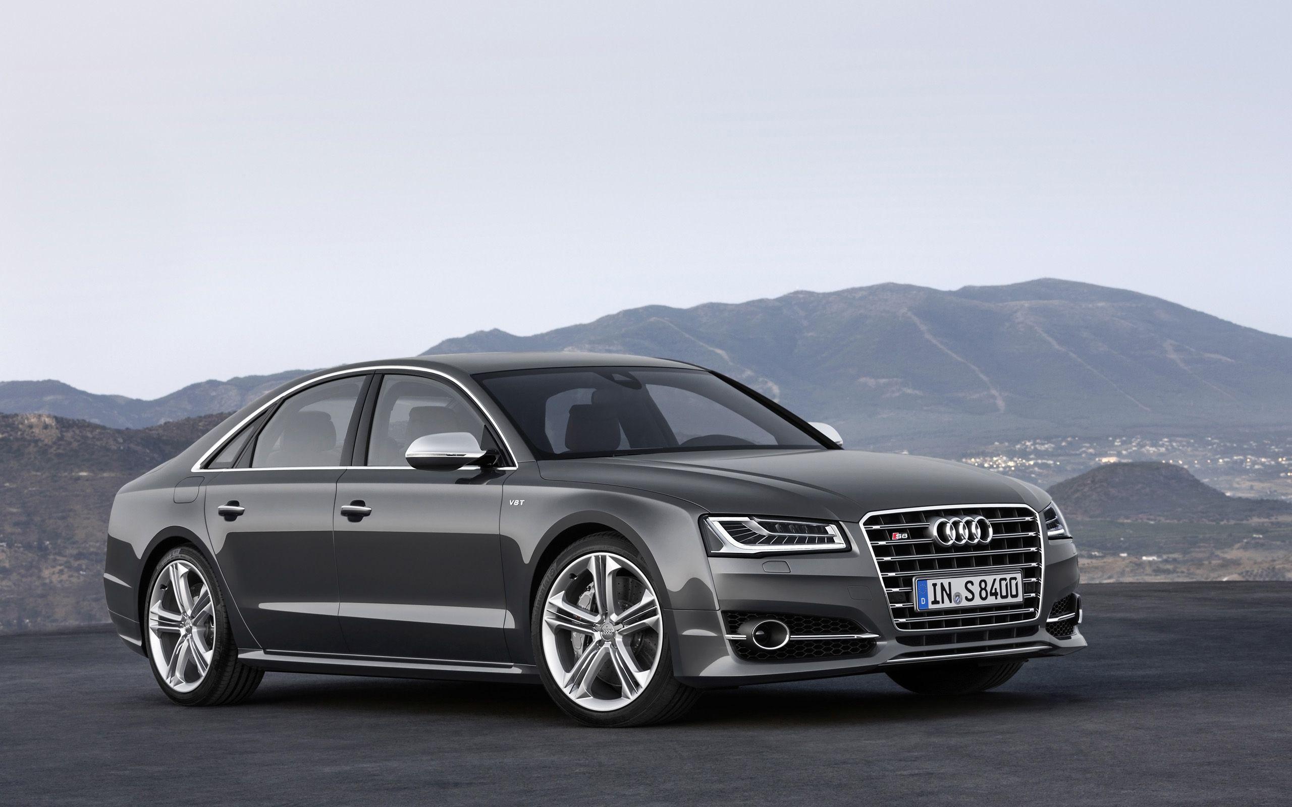 2014 Audi S8 Wallpapers