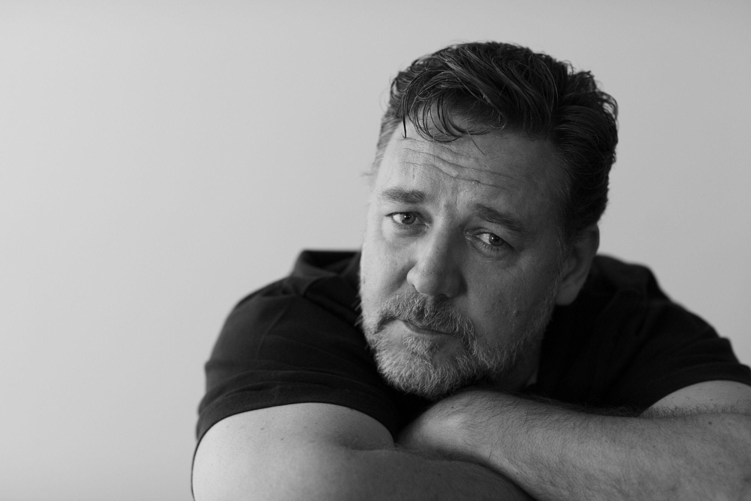 Russell Crowe Wallpapers Image Photos Pictures Backgrounds