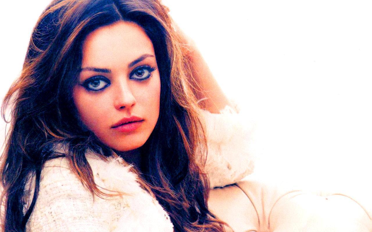 Mila Kunis Wallpapers 25 Backgrounds