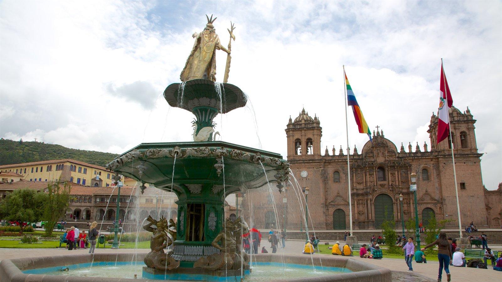 Plaza de Armas Pictures: View Photos & Image of Plaza de Armas