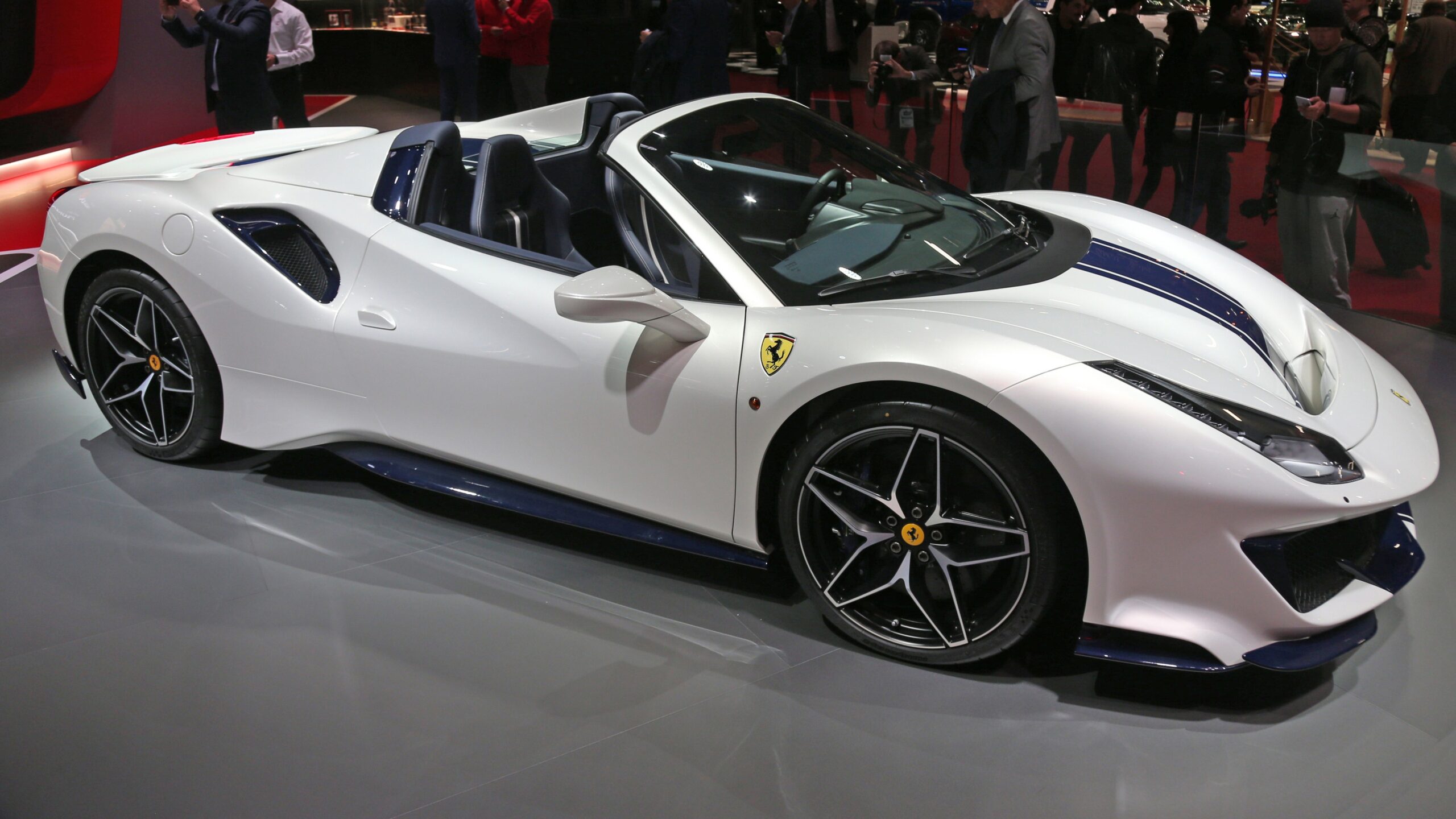 2019 Ferrari 488 Pista Spider 4K Car