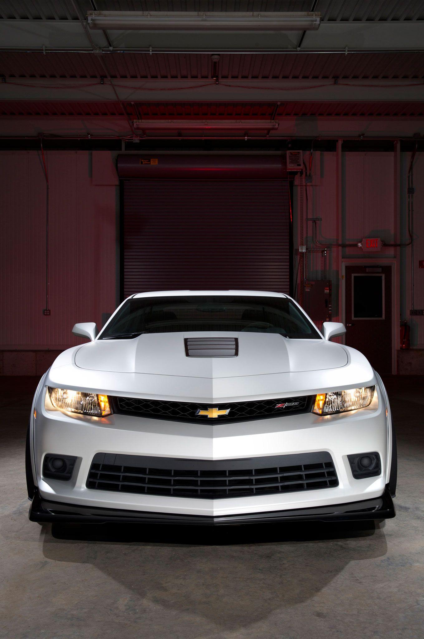 2014 Chevrolet Camaro Reviews and Rating