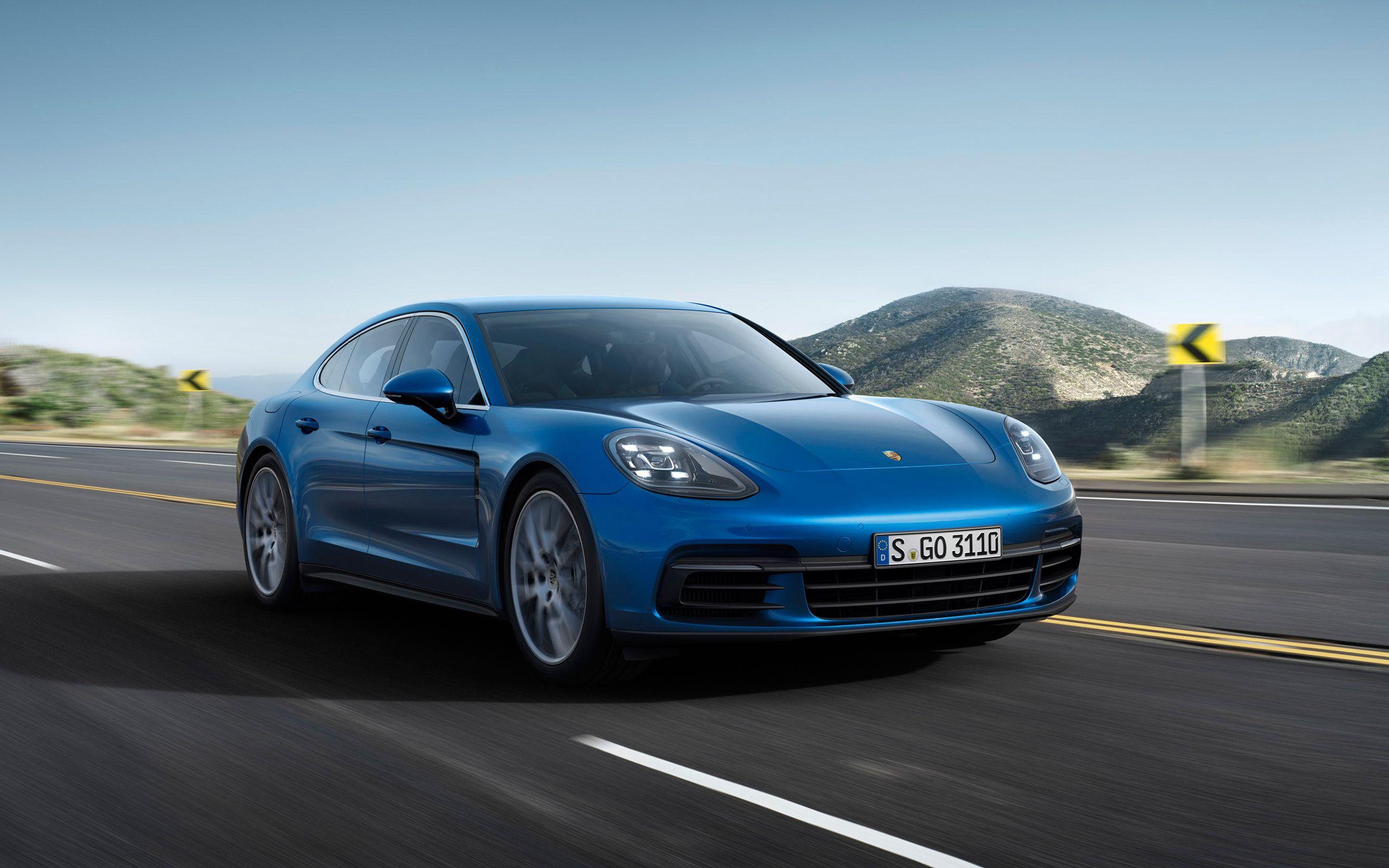 2017 Porsche Panamera Wallpapers