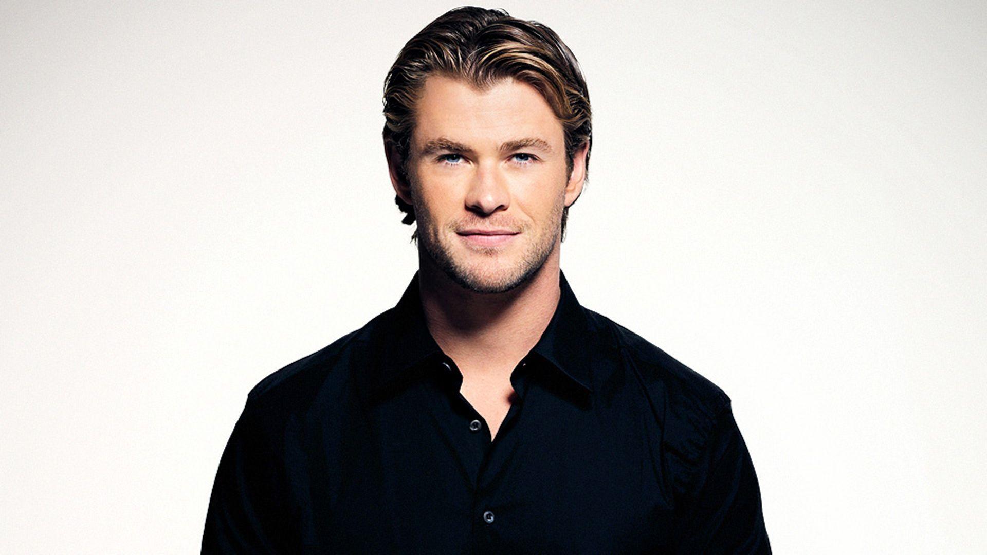 chris hemsworth wallpapers HD