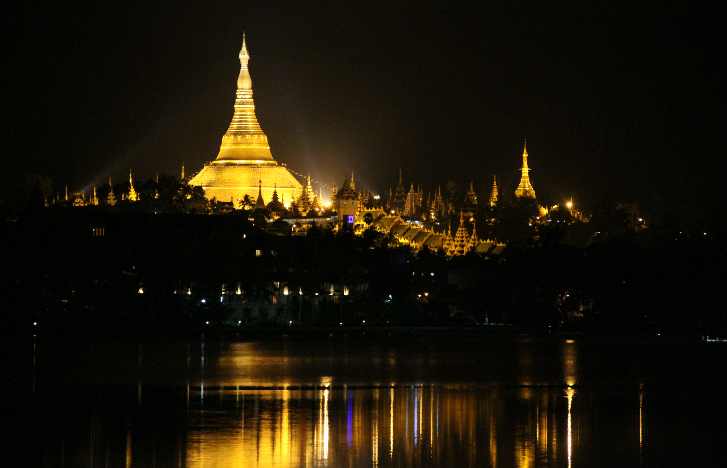 Shwedagon Pagoda, Yangon, Myanmar