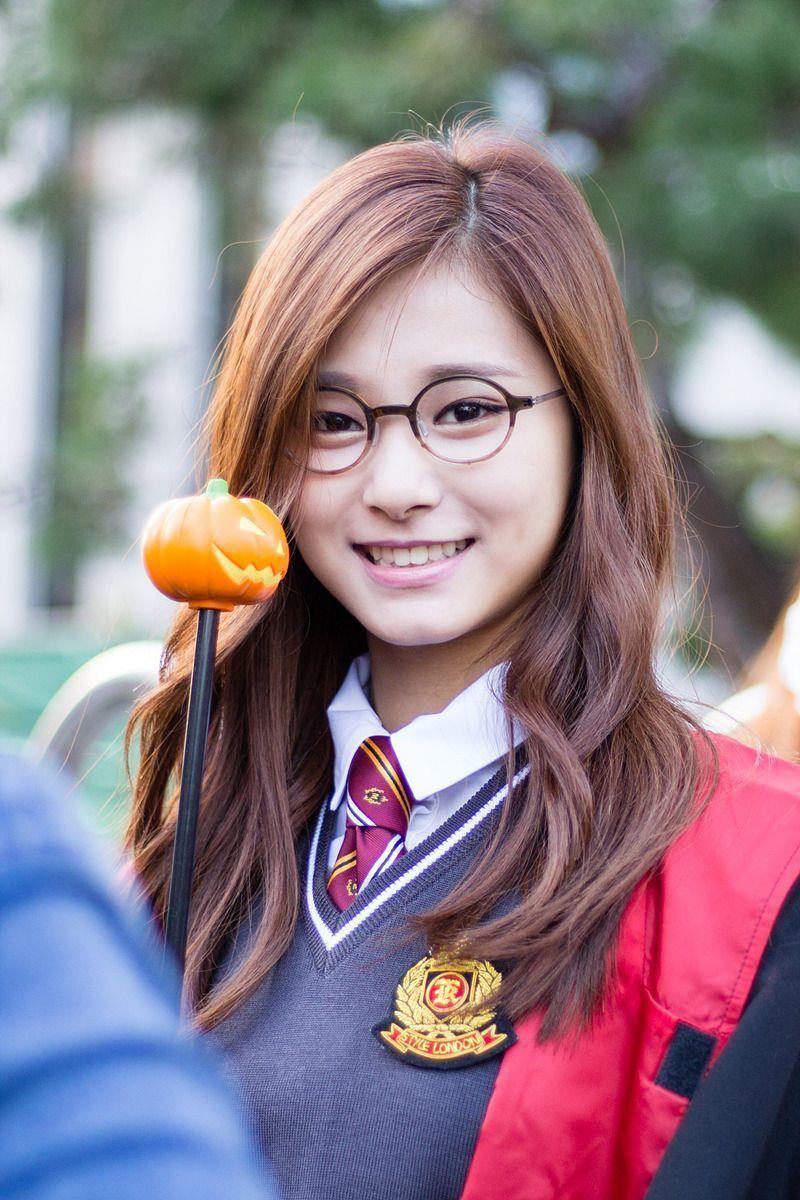 Tzuyu : MrPeppy1876