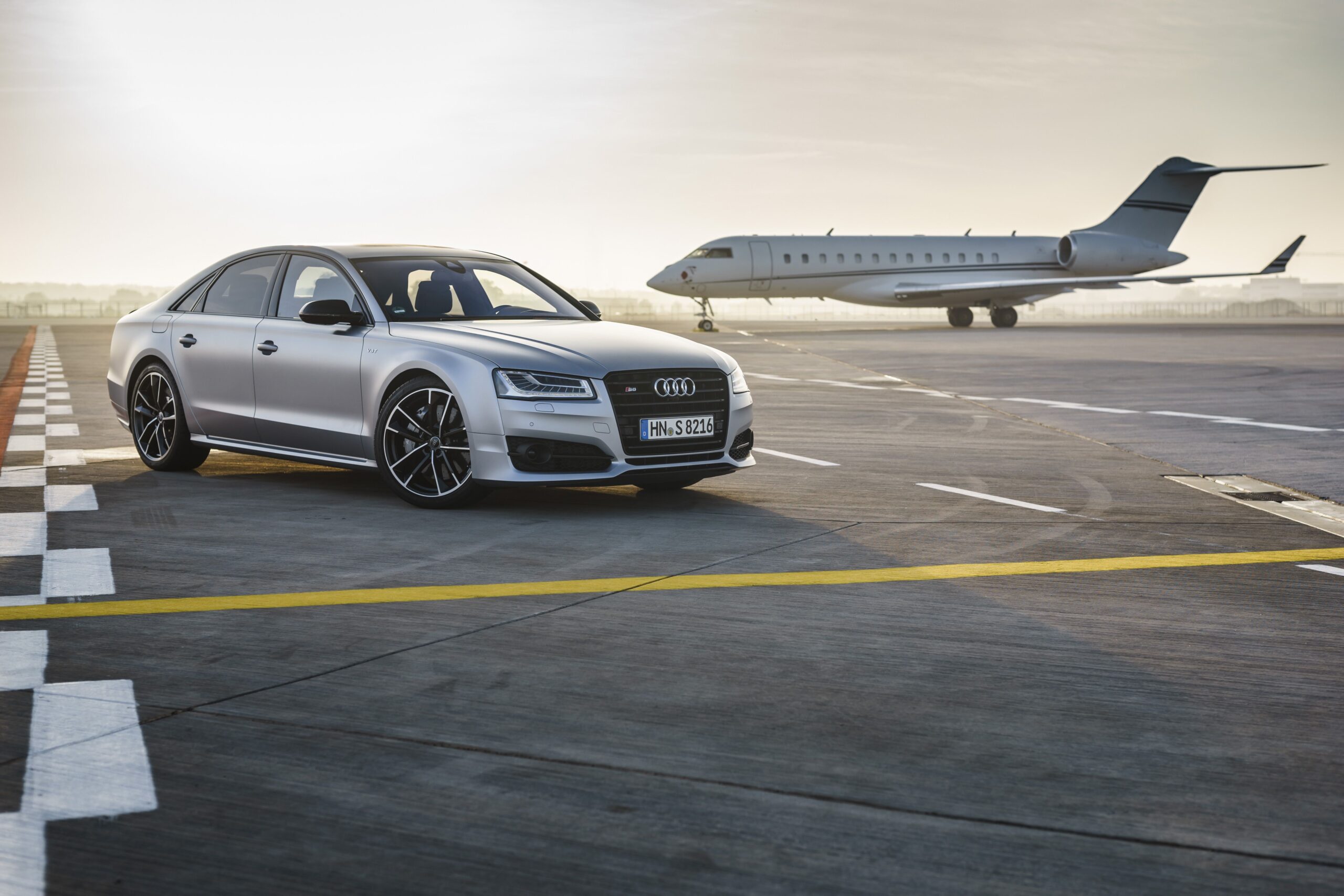 4 Audi S8 HD Wallpapers