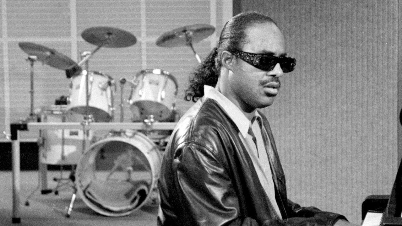 Stevie Wonder image Stevie Wonder HD wallpapers and backgrounds