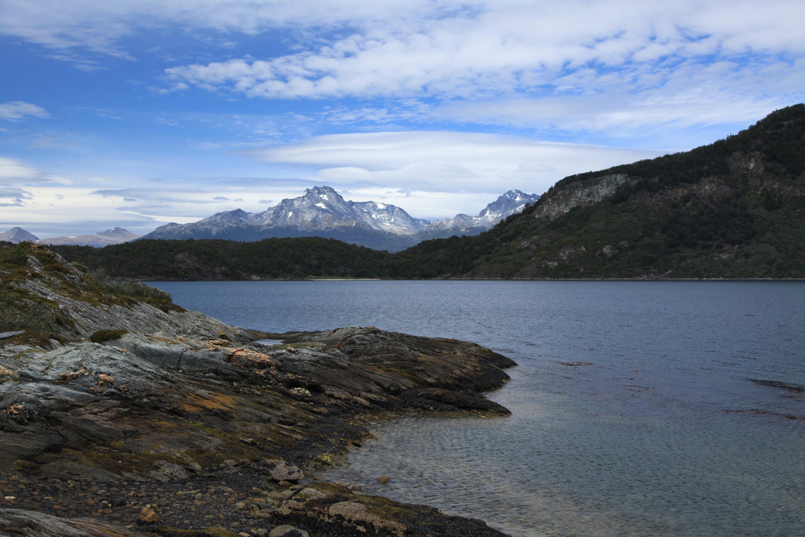 File:Lapataia Bay, Tierra del Fuego National Park