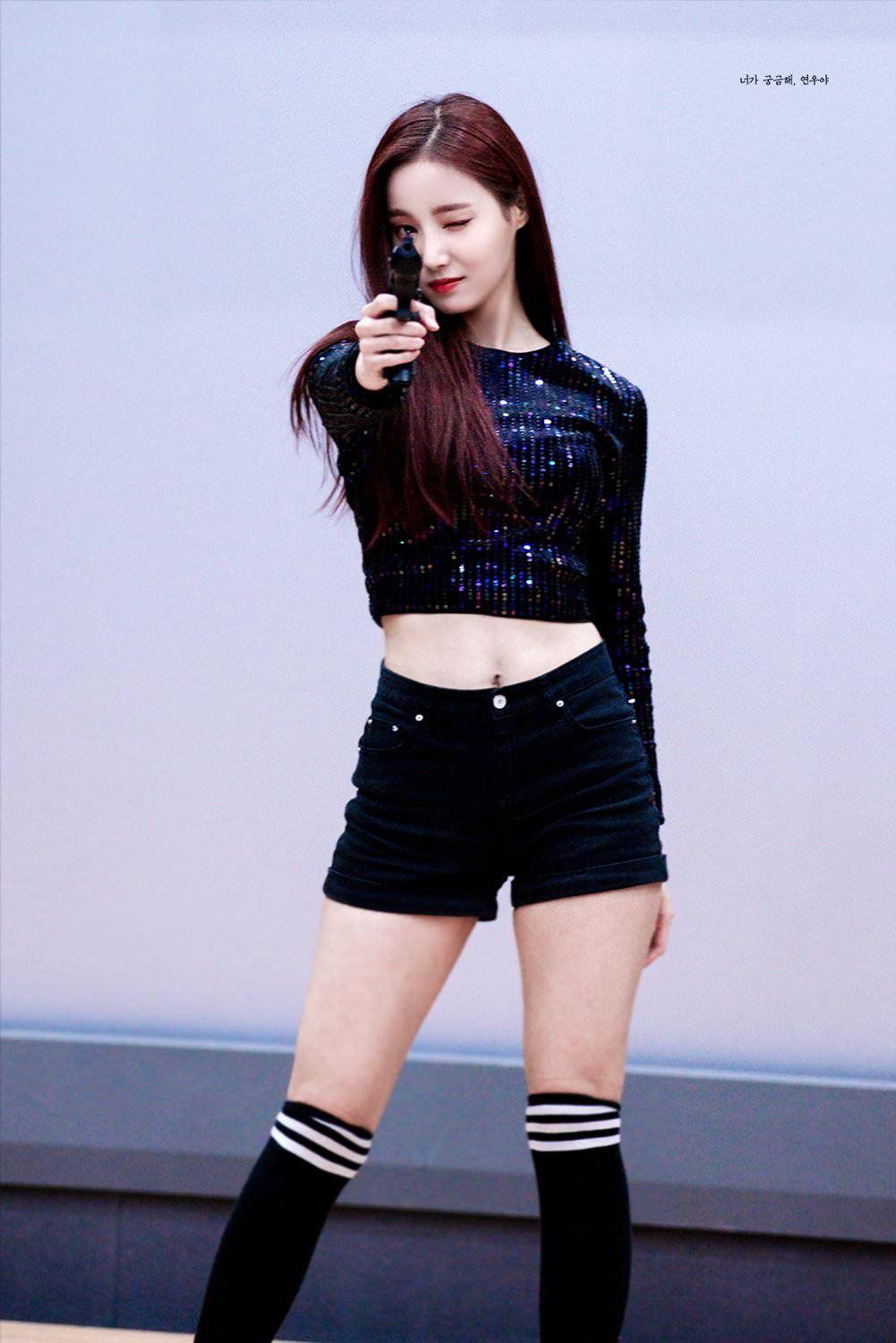 Yeonwoo Image