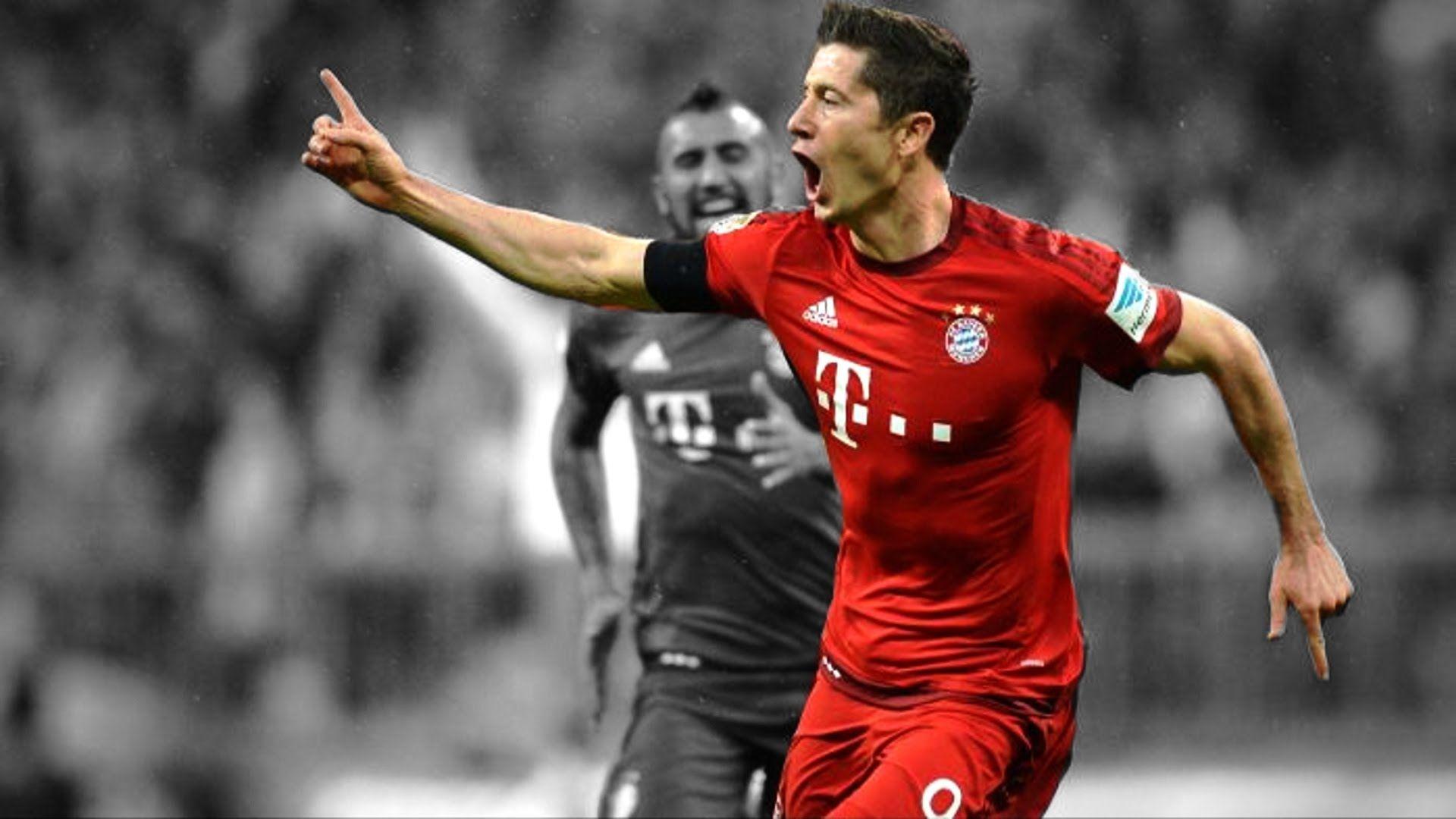 Robert Lewandowski wallpapers HD Facebook cover • iPhones Wallpapers