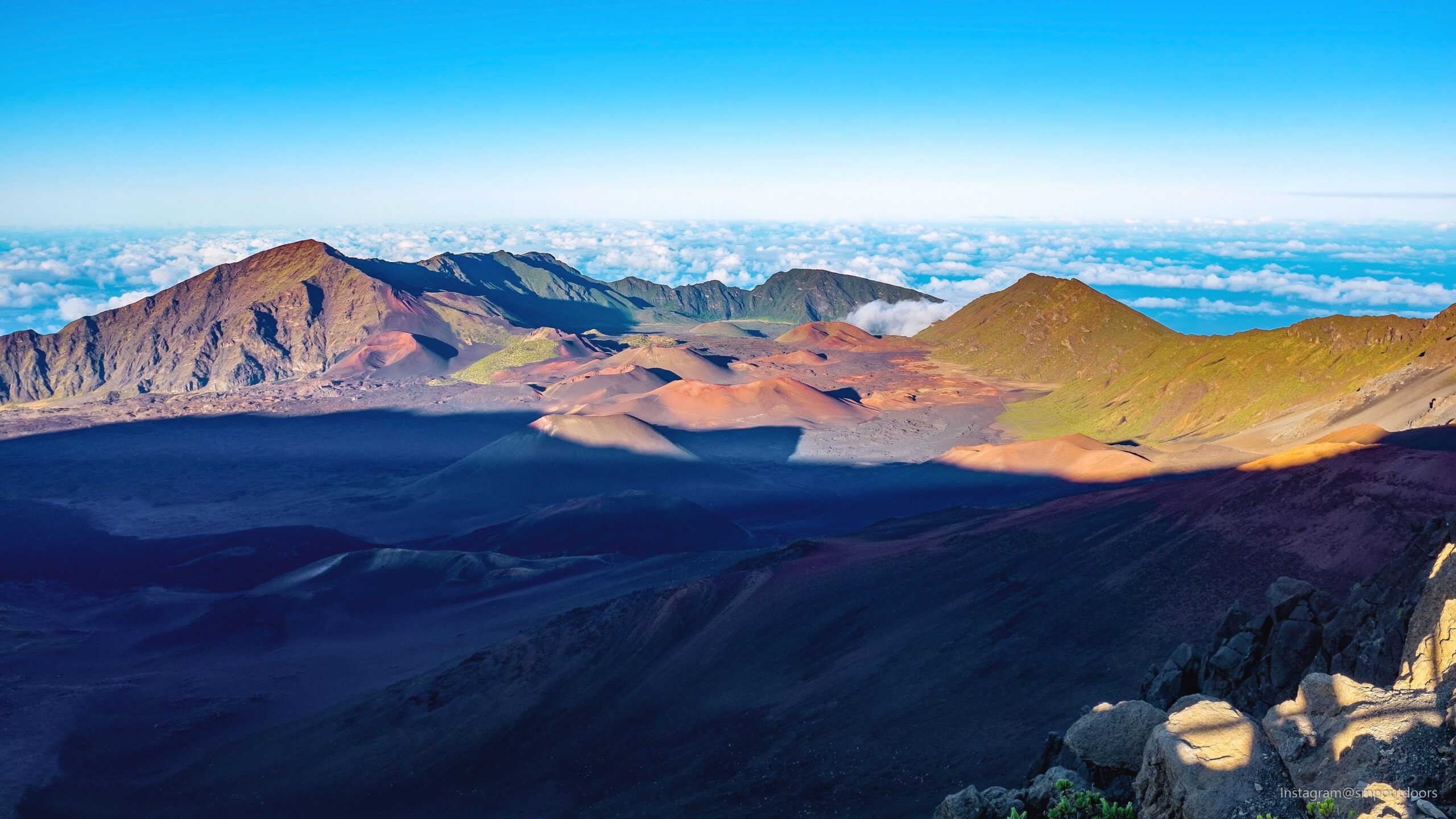 Evening at 10000 feet from Haleakala National Park Maui Hawaii [OC