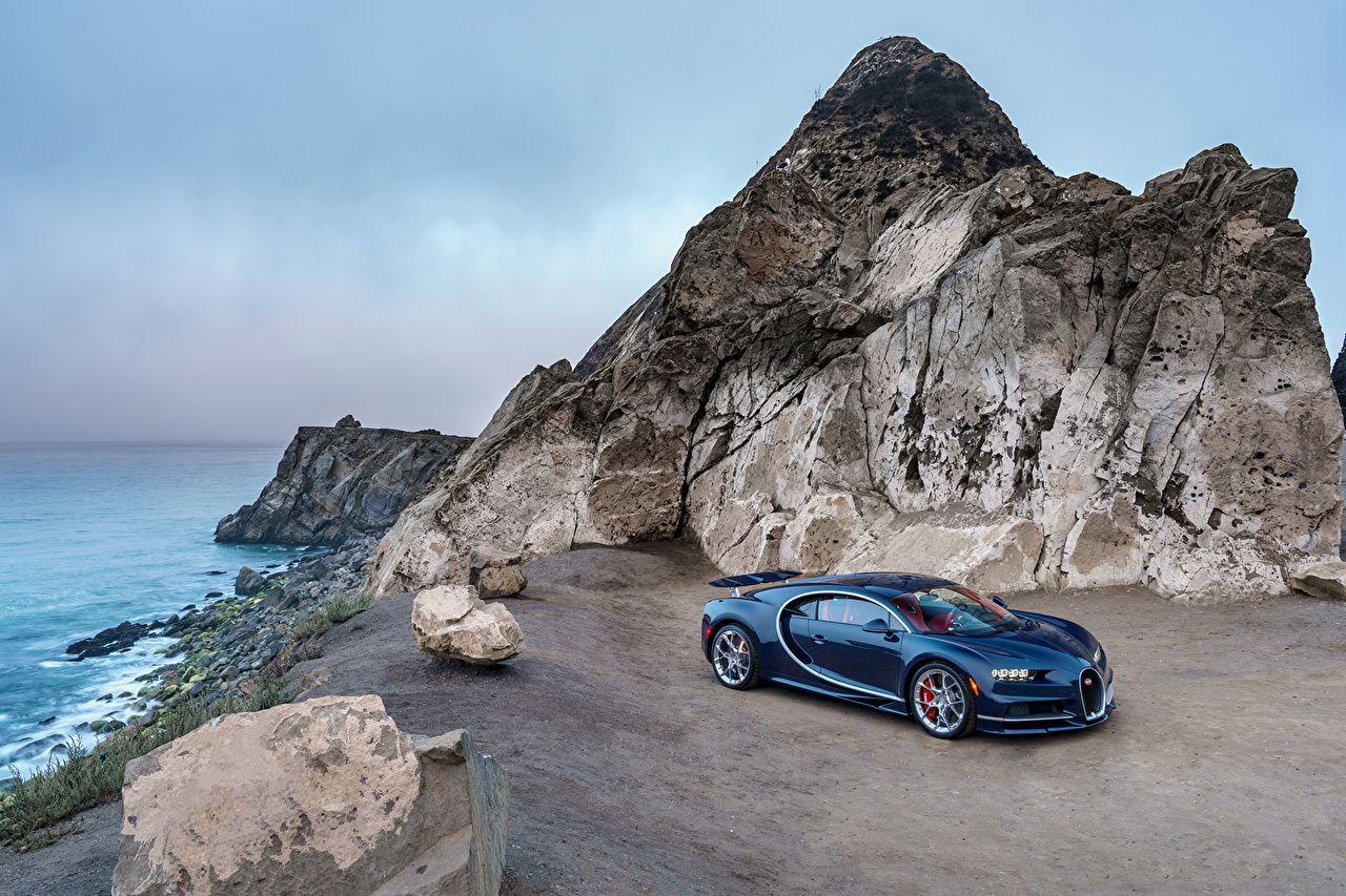 Photo BUGATTI Chiron Crag automobile