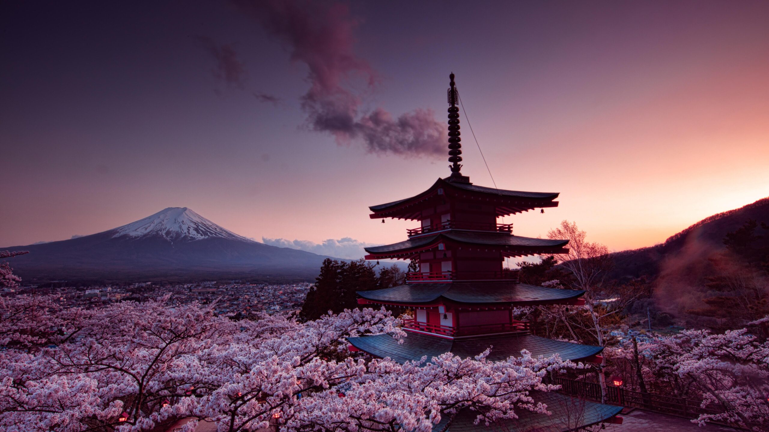 Churei Tower Mount Fuji In Japan 8k 5k HD 4k Wallpapers