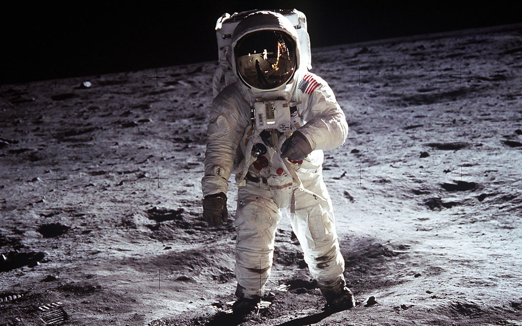 Neil Armstrong Wallpapers 2