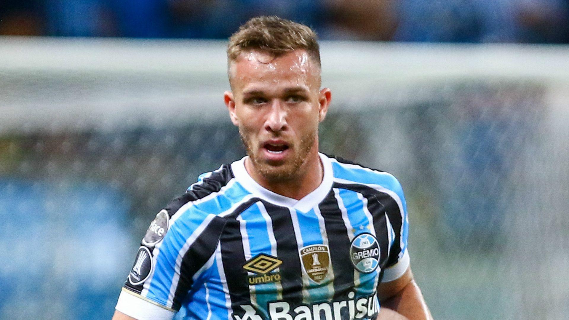 Arthur confirms Barcelona transfer ahead of 2018