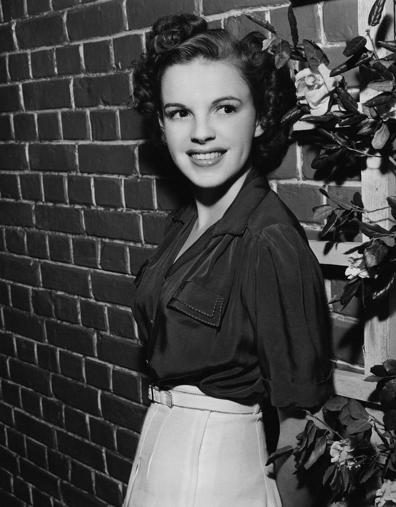 Wallpapers World: Judy Garland Wiki