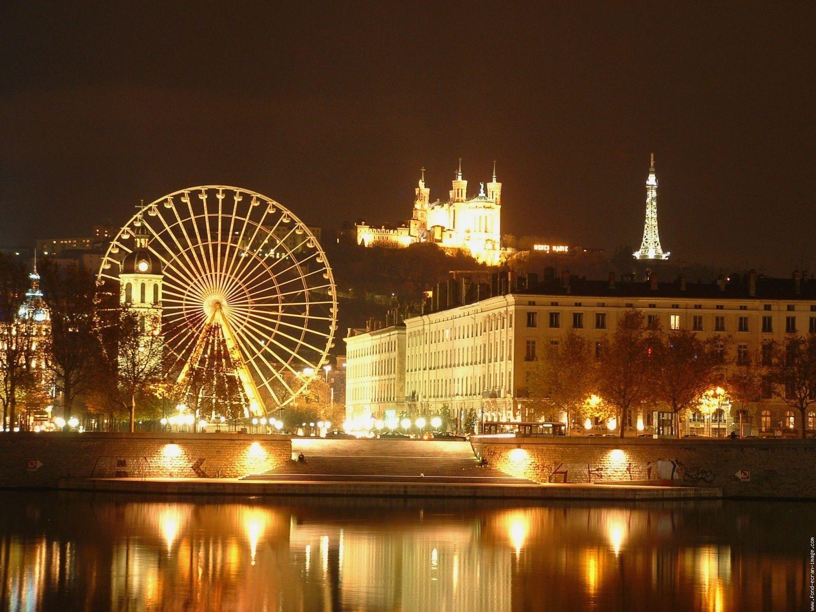 Ferris Wheel in Lyon, France wallpapers and image