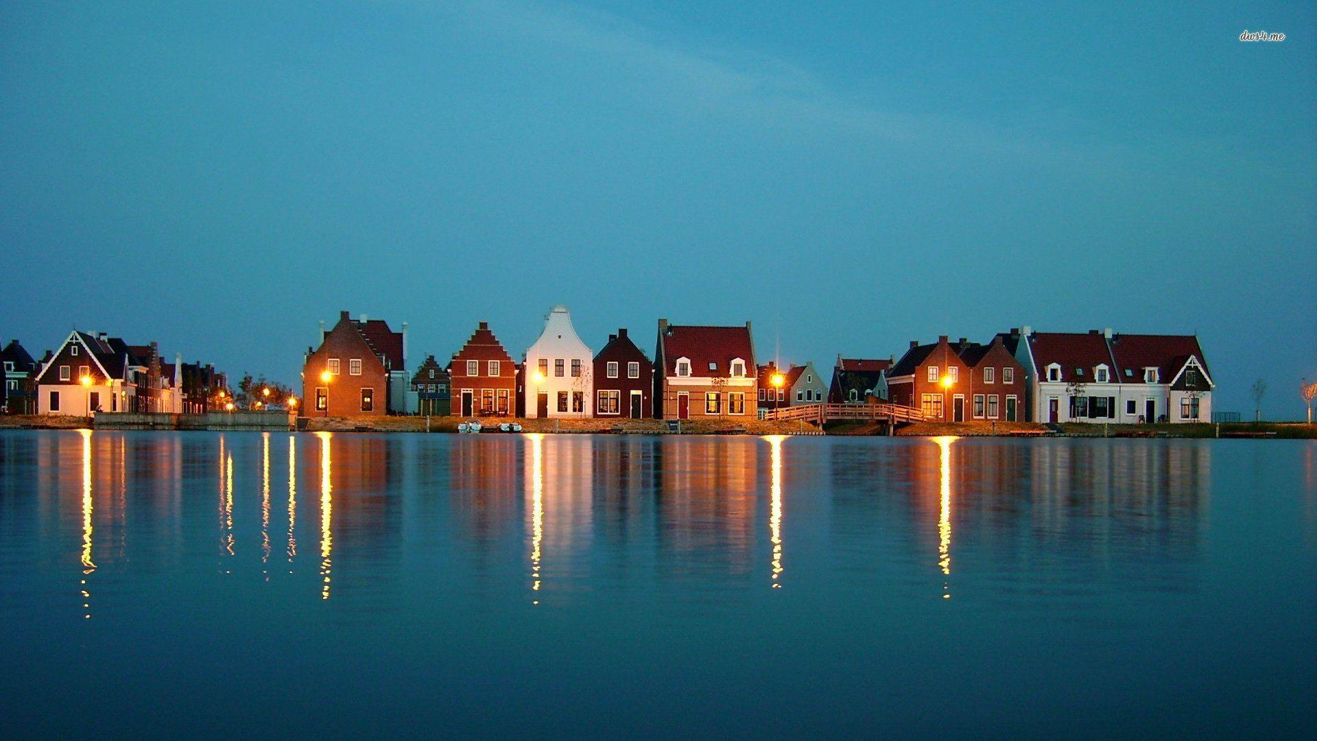 Esontown Netherlands Wallpapers