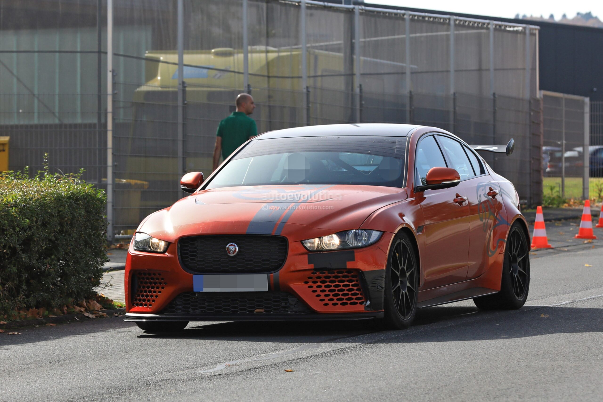 2018 Jaguar Xe Sv Project 8