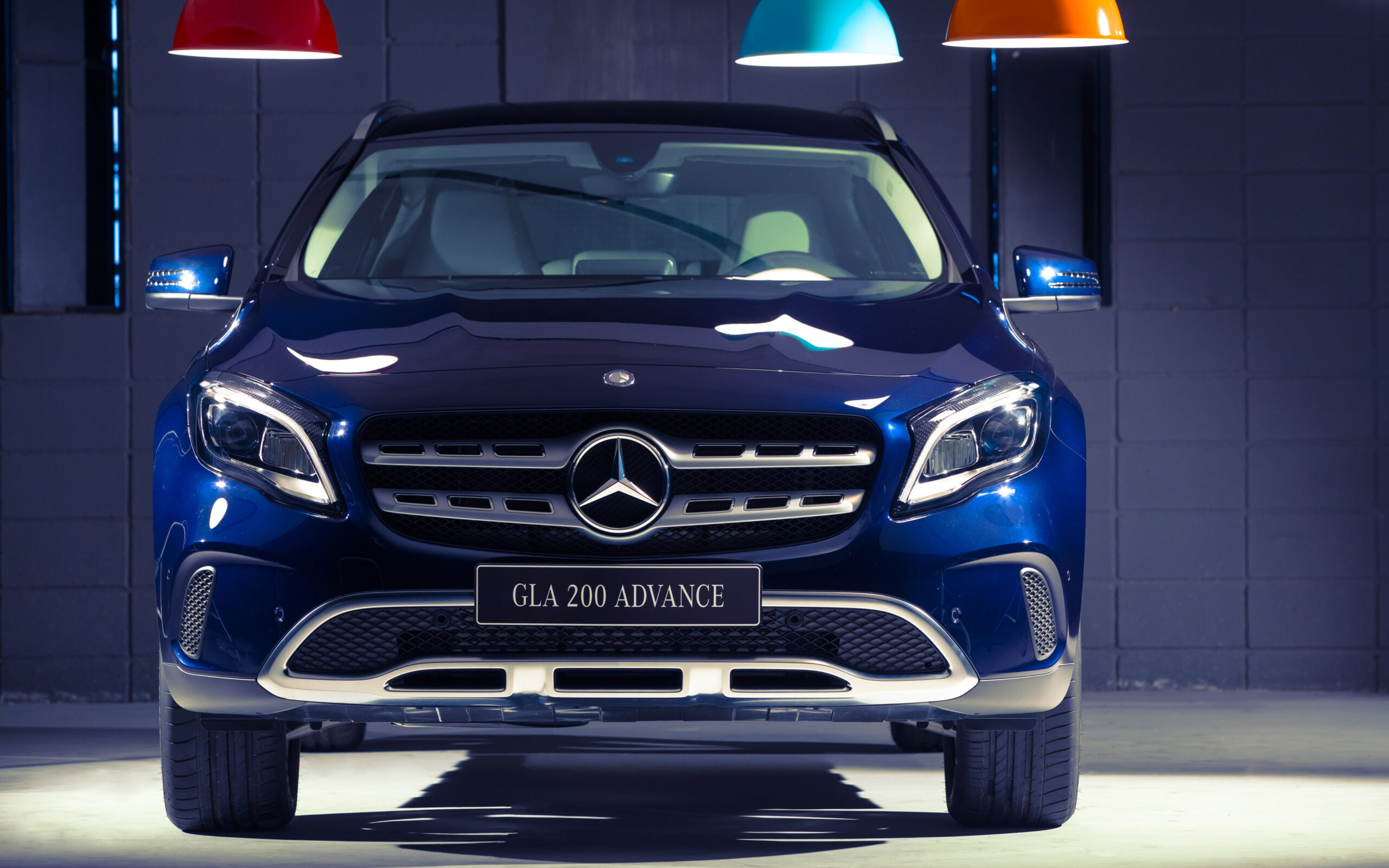 Mercedes Benz GLA 200 2017 Wallpapers