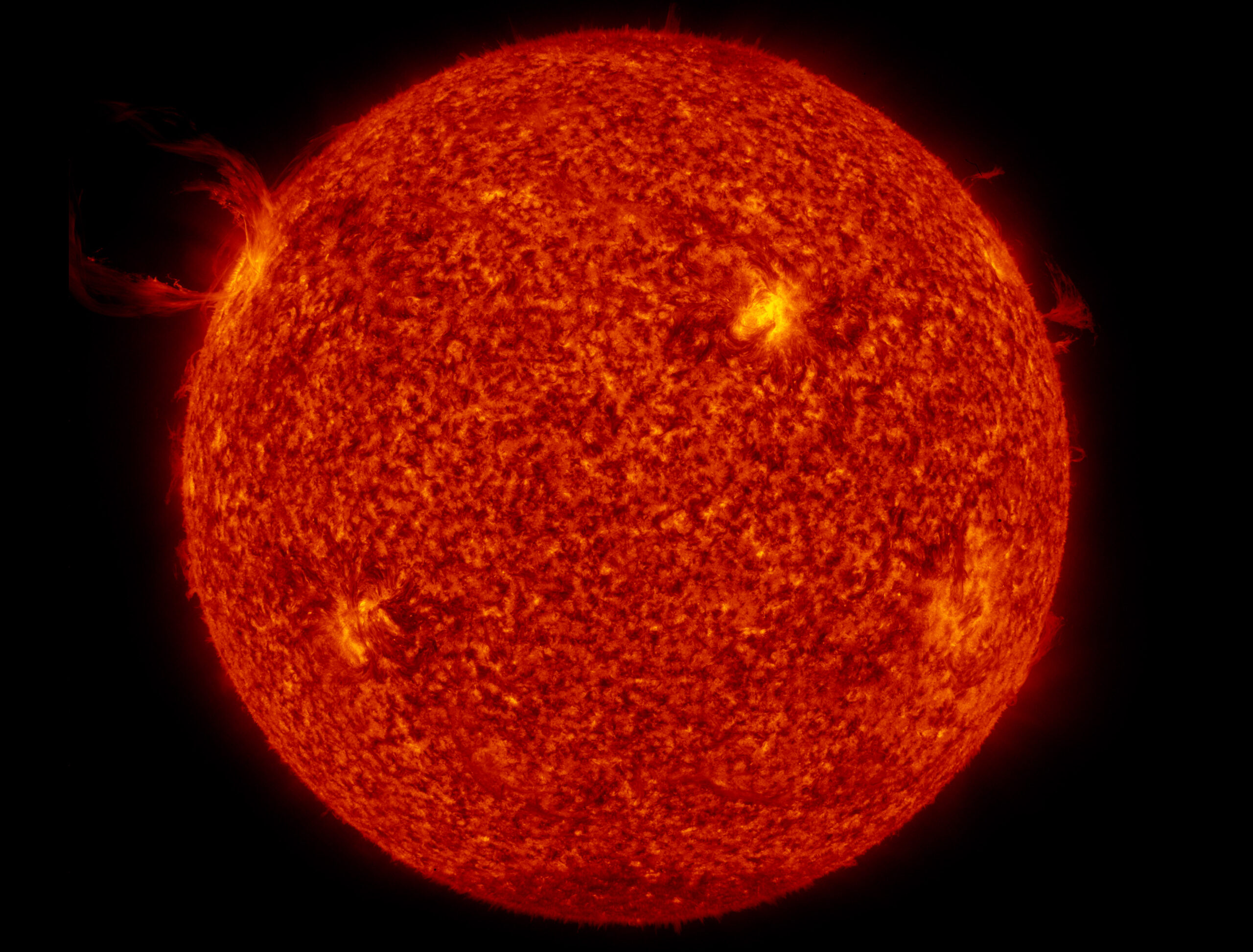 GMS: SDO First Light High Resolution Stills