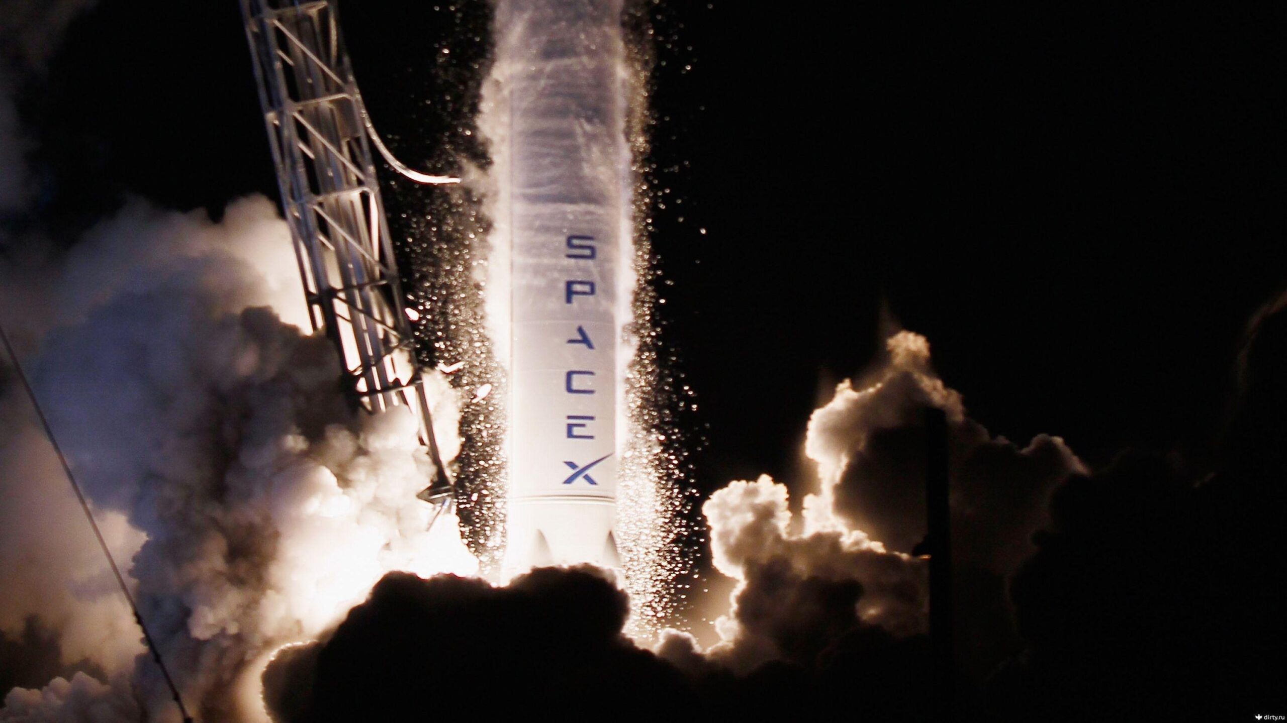 Free screensaver spacex pic, 432 kB