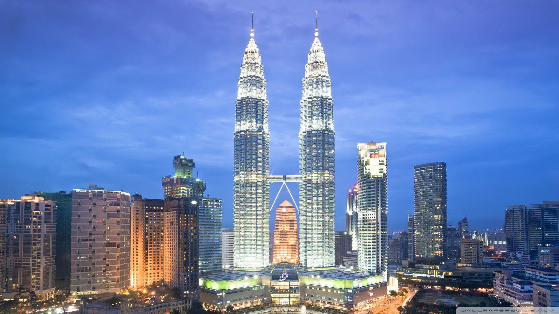 Petronas Towers, Kuala Lumpur, Malaysia HD desktop wallpapers