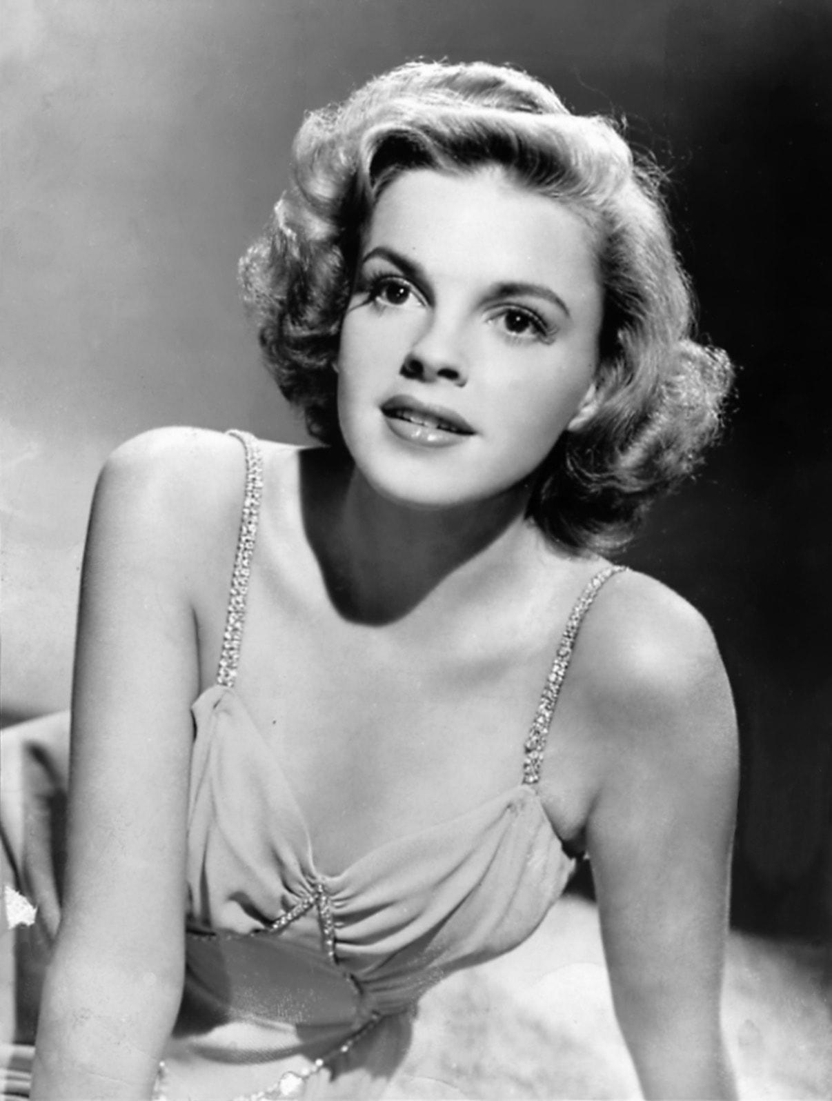 Judy Garland HD Wallpapers