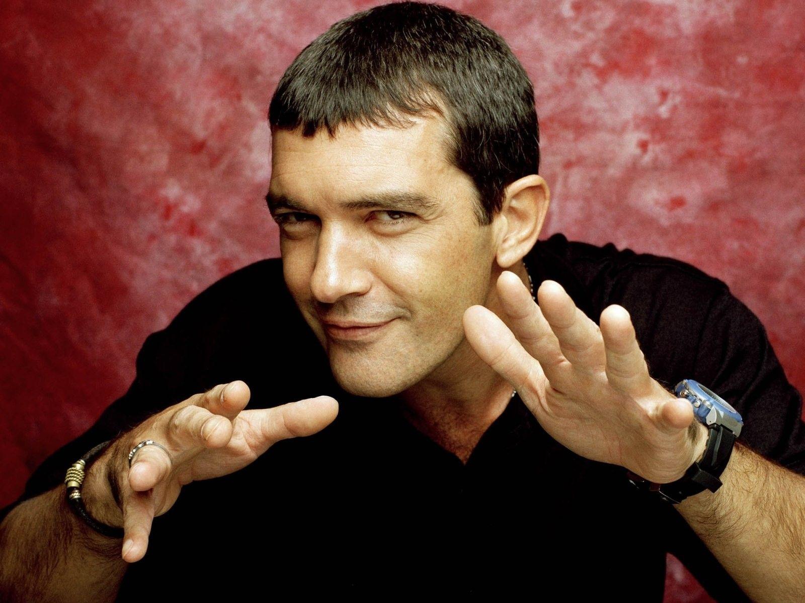 Antonio banderas, Actor, Man, Emotions, Gestures wallpapers and